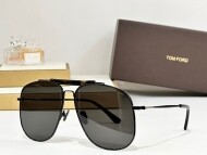 톰포드 TOMFORD 클래식 모던 빈티지 선글라스 남녀공용 TF557 58-13-145