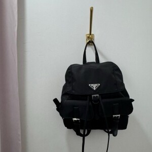 프라다 리나일론 백팩