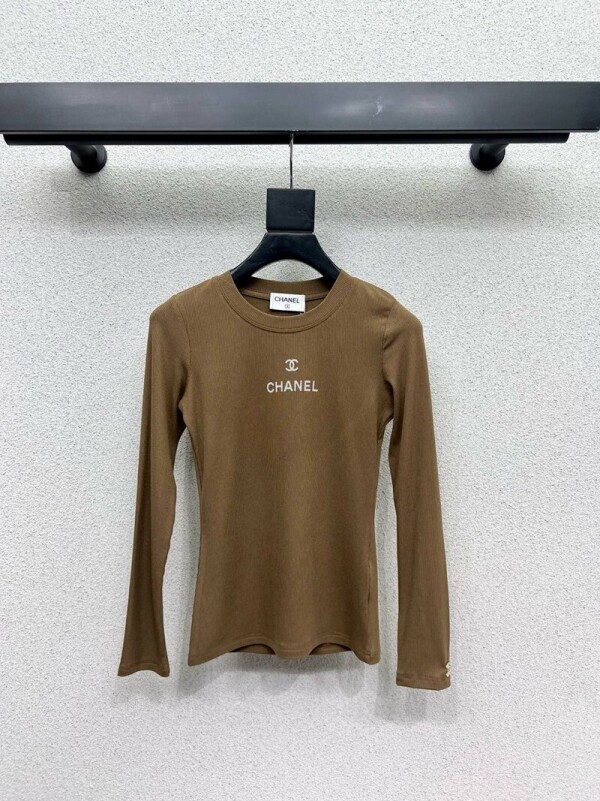 위핑,샤넬 CHANEL 클래식 로고 라운드 슬림 긴팔 톱