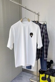 펜디 FENDI 클래식 자수 모던 심플 캐주얼 커플 반팔 티셔츠