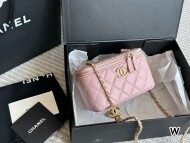 샤넬 CHANEL 클래식 모던 체인 파우치 18cm