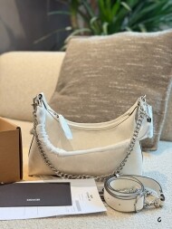 코치 COACH 모던 캐주얼 체인 숄더백