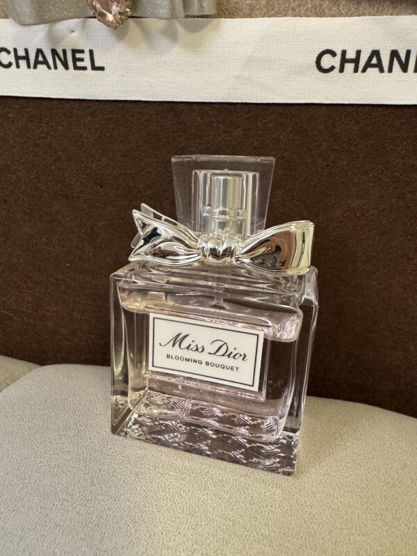 위핑,디올 DIOR 플로럴 스위트 여성 향수 50ml