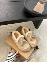 어그 UGG 모던 태슬 로퍼