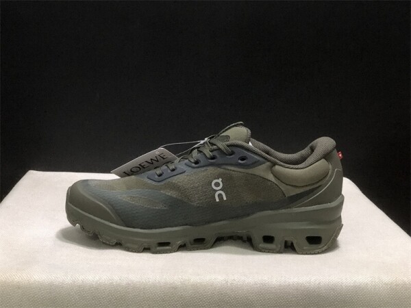 위핑,온 러닝화 클라우드 벤처 올리브 그린 3MF10950436