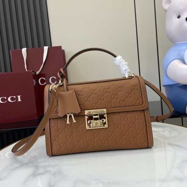 위핑,구찌 GUCCI Padlock 모던 GG 프린팅 엠보 토트백