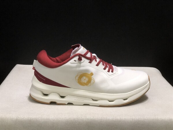 위핑,온 러닝화 클라우드 영역 화이트 레드 3MF11136584