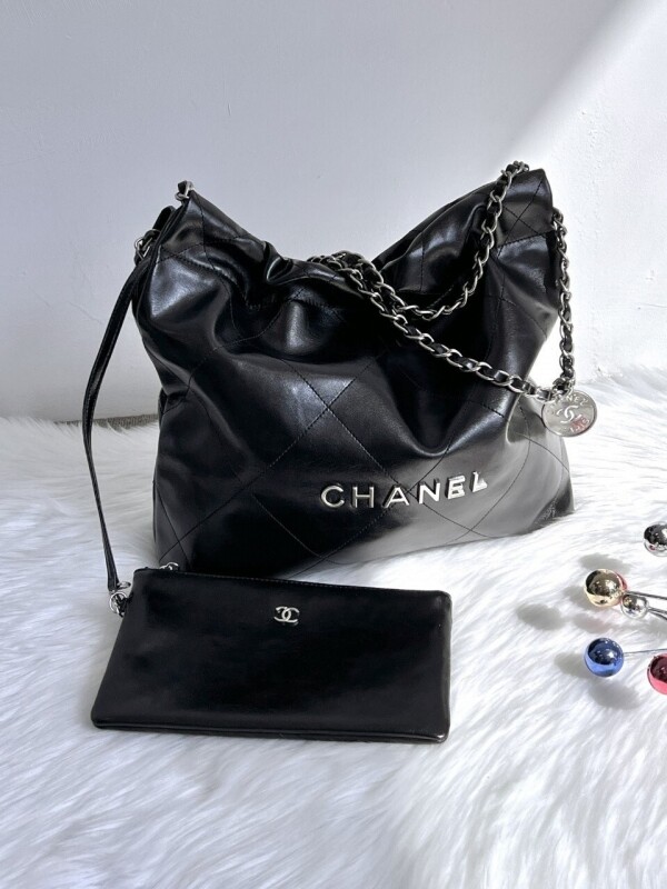 위핑,샤넬 22백 스몰 블랙 은장