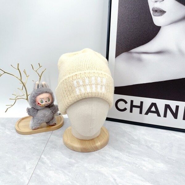 위핑,미우미우 MIU MIU 로고 자가드 패션 캐주얼 니트 비니