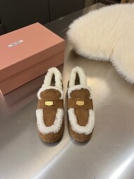 미우미우 MIU MIU 신상 컴포트 소프트 캐시미어 여성로퍼