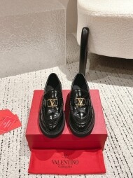 발렌티노 Valentino 신상 시그니처 데일리 여성 캐주얼 로퍼