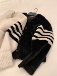 톰브라운 무스탕 코트