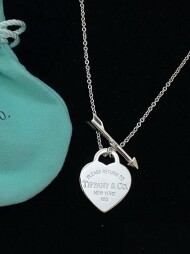 티파니앤코 92.5 화살표 하트 목걸이