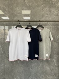 톰브라운 반팔 티셔츠