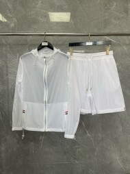 톰브라운 후드 바람막이 반바지 세트