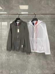 톰브라운 후드 바람막이