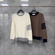 톰브라운 배색 라운드 니트