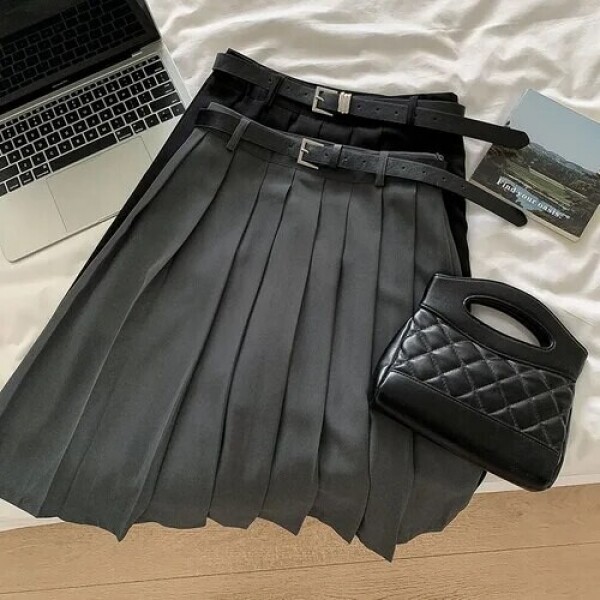 블랙 플리츠 스커트