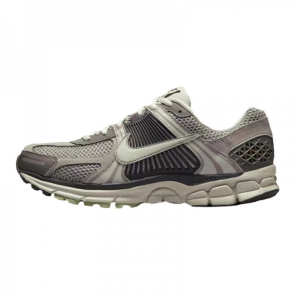 위핑,나이키 줌 보메로 5 러닝화 FB8825 001 코블스톤