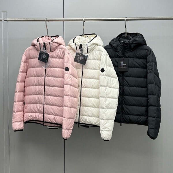 위핑,몽클레어 젤루즈 숏패딩 남여공용 3컬러 J20911A000505973I999