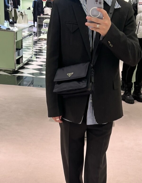 위핑,프라다 리나일론 패딩 숄더백1BD255