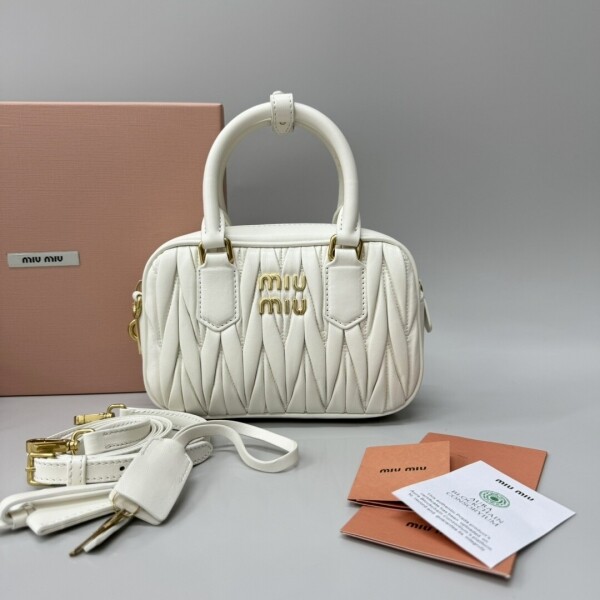 위핑,미우미우 아르카디 마테라쎄 나파  백 스몰 ,스몰미디움 5BB124