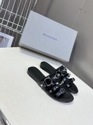 발렌시아가 여성 시티 플랫 뮬 834692WA