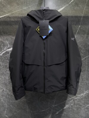 아크테릭스 Russet 고어텍스 다운 자켓