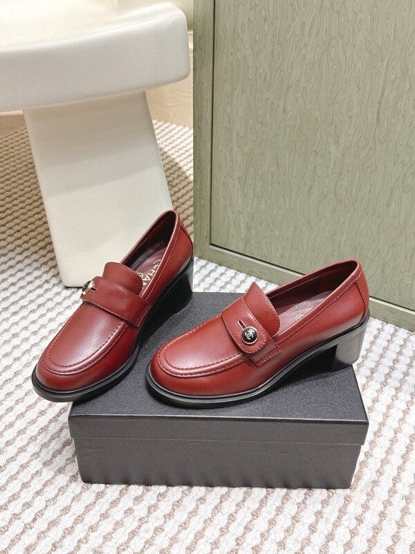 위핑,샤넬 카프스킨 여성 로퍼 70mm 3컬러 G46795-B22177-94305