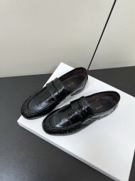 더 로우 Therow 스퀘어 토 로퍼 29903404