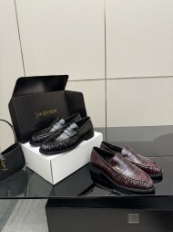 입생로랑 르 가죽 소재 커플 로퍼 LE LOAFER 818908