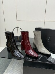 입생로랑 스무스 가죽 소재 RAINER 부츠 8276971YU001000