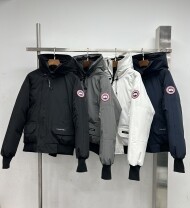 캐나다구스 후드 재킷 Chilliwack Bomber 다운 E2050M