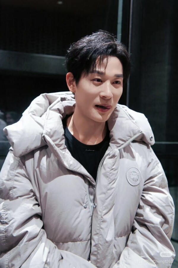 위핑,캐나다구스 후드 재킷 Umba Coat  다운 E4881M