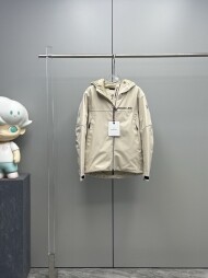 몽클레어 오리지널 1:1 맞춤 제작 고품질 최고급 95 화이트 구스다운 패딩 Visaille J20981A00003549SU